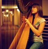 Joanna Newsom revue et corrigée pour la bonne cause